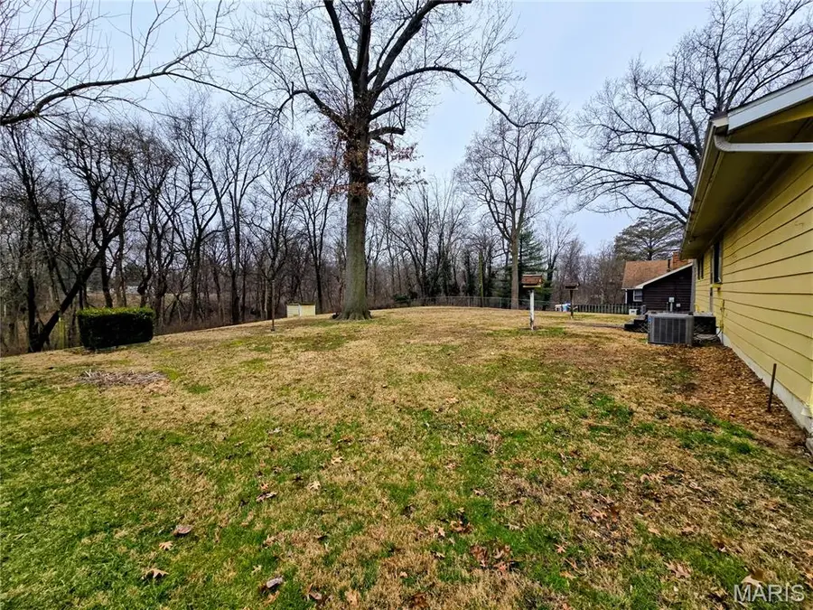 311 Bauer Lane, Maryville, IL 62062 - Image #3