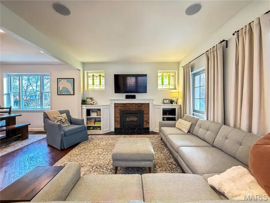 401 Lee Avenue, Webster Groves, MO 63119 - #3