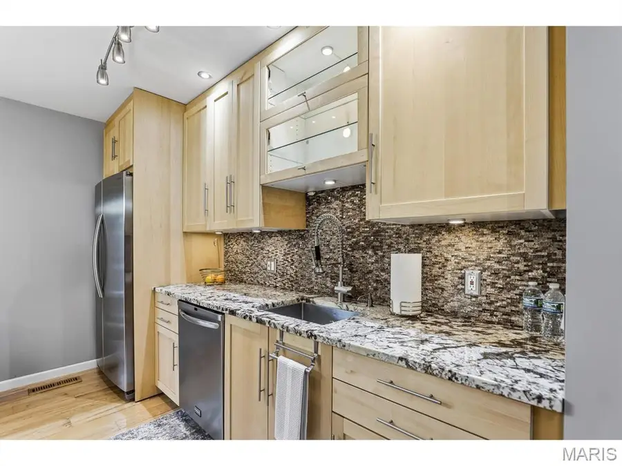 1144 Beau Jardin Court, Saint Louis, MO 63146 - Image #2