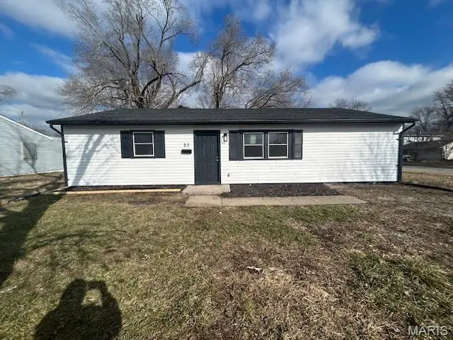 23 Saint Gregory Drive, Cahokia, IL 62206 - Image #1