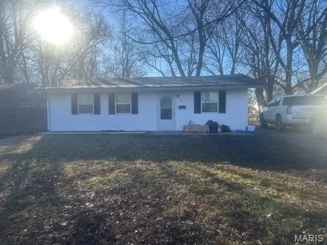 5 E Adams Drive, Cahokia, IL 62206 - Image #1