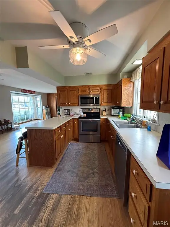 28 Eau Claire Drive, Saint Charles, MO 63301 - #3