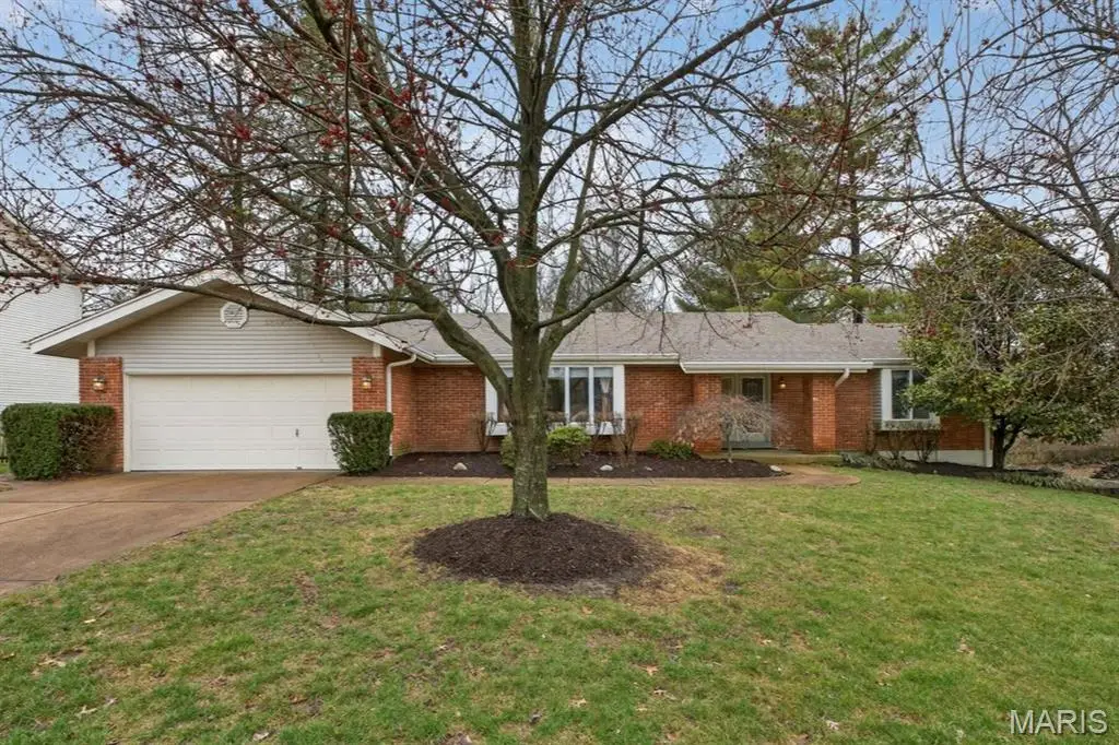 2133 Hunters Way Court, Chesterfield, MO 63017 - #1