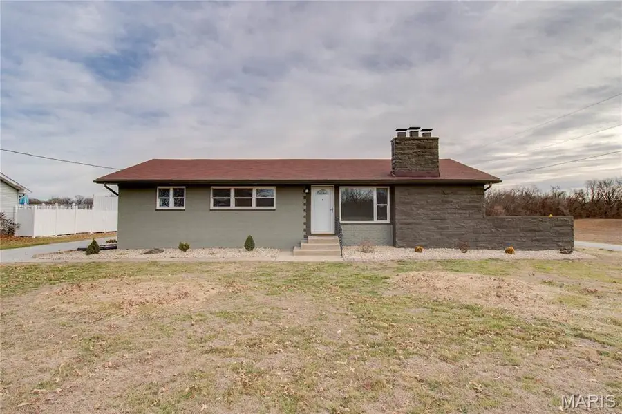 4437 Fosterburg Road, Alton, IL 62002 - Image #3