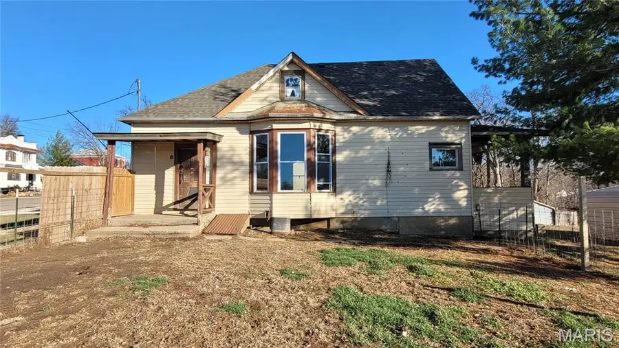 106 Oaklawn Avenue, Warrenton, MO 63383 - Image #2