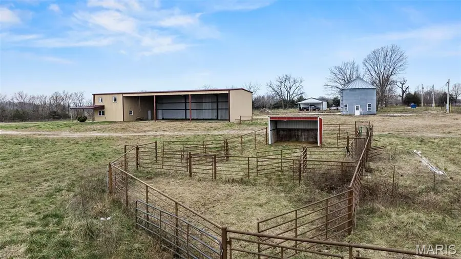 20560 Normandy Drive, Lebanon, MO 65536 - Image #3