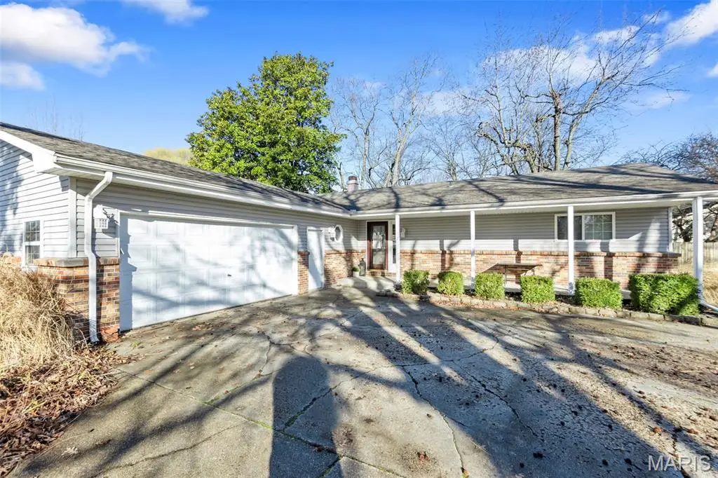 126 Linda Drive, Sikeston, MO 63801 - Image #1