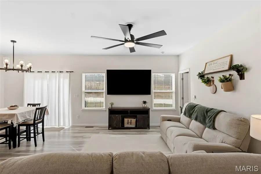 2300 Matthias Close, Washington, MO 63090 - Image #3