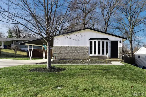 1211 Fernleaf Drive, St Louis, MO 63126