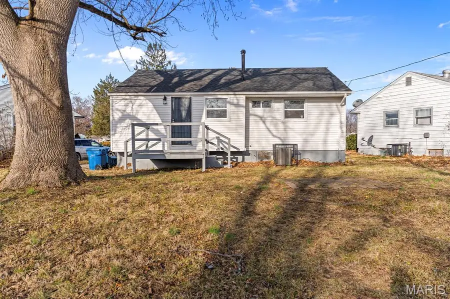 10500 Prestwick Drive, Glasgow Village, MO 63137 - Image #2