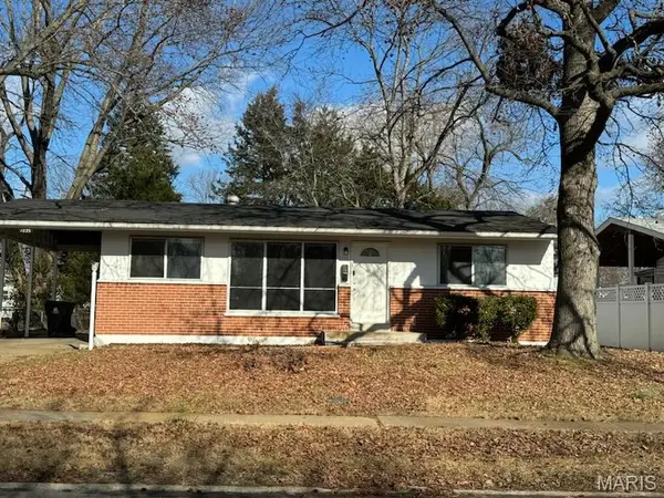 1035 Kostka Lane, Florissant, MO 63031