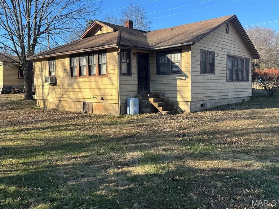 402 W Harper Street, Poplar Bluff, MO 63901 - Image #2