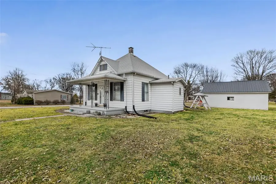 801 S Borders Avenue, Marissa, IL 62257 - #3