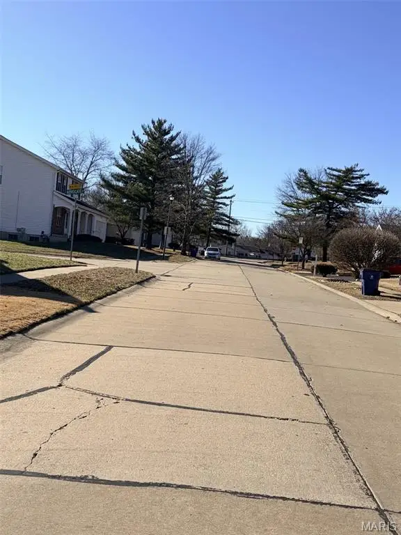 3823 Salvation Road, Florissant, MO 63034 - Image #2