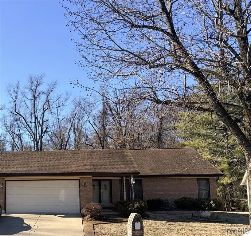 5172 Trailbend Drive, Florissant, MO 63033 - Image #1