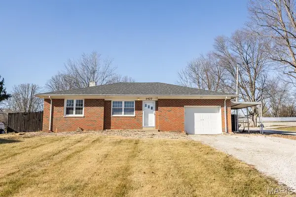 1427 Centreville Avenue, Belleville, IL 62220