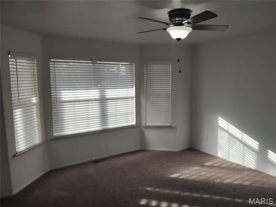 340-342 Della Drive, Saint Peters, MO 63376 - Image #2