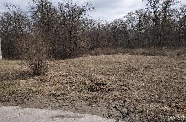 41 Sugar Creek Court, Troy, MO 63379