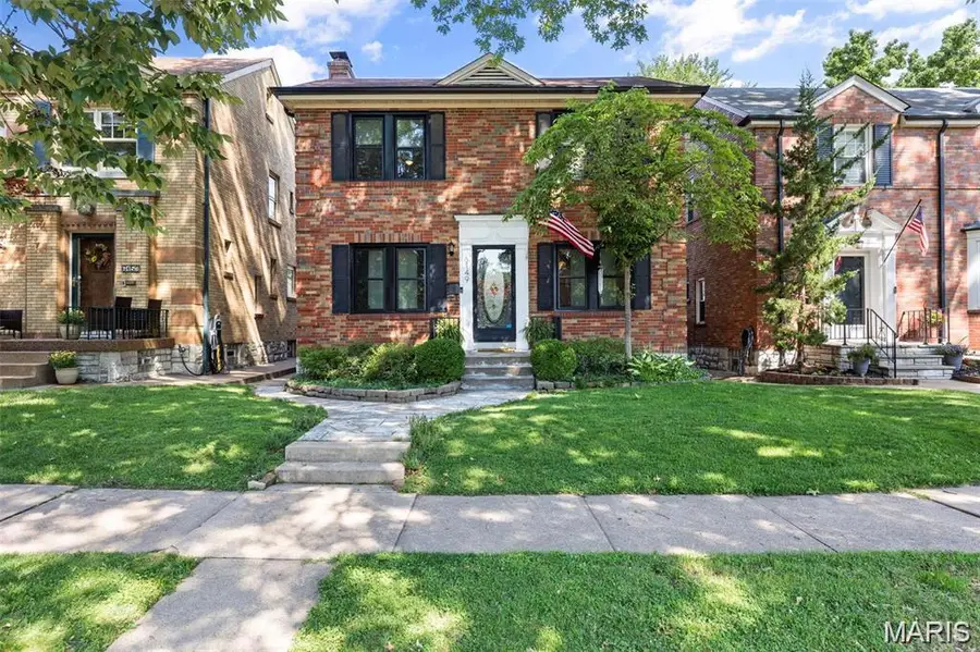 6149 Marwinette Avenue, Saint Louis, MO 63116 - #2