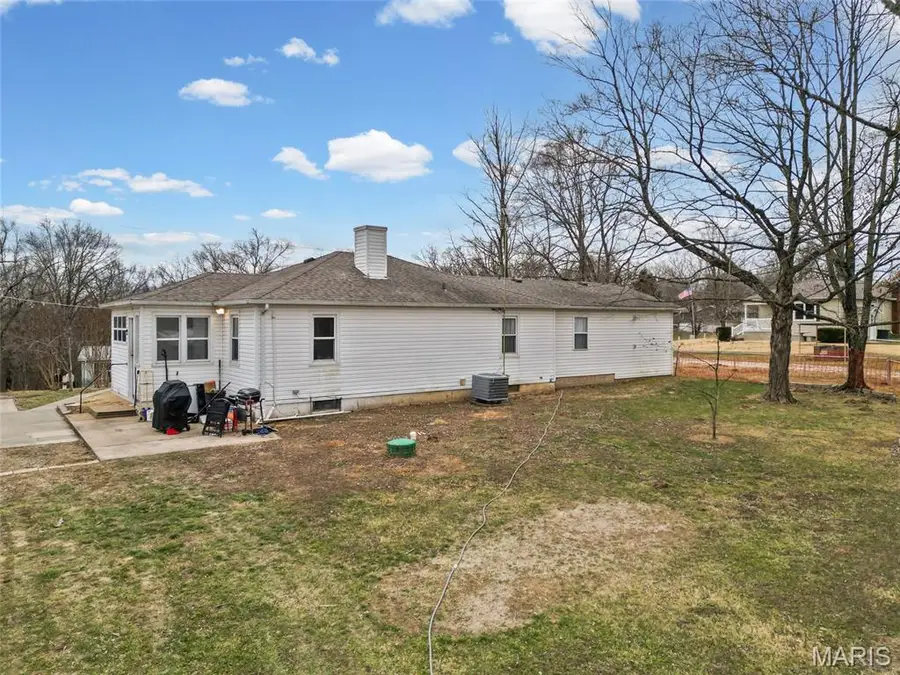 1085 Danby Road, Festus, MO 63028 - #3