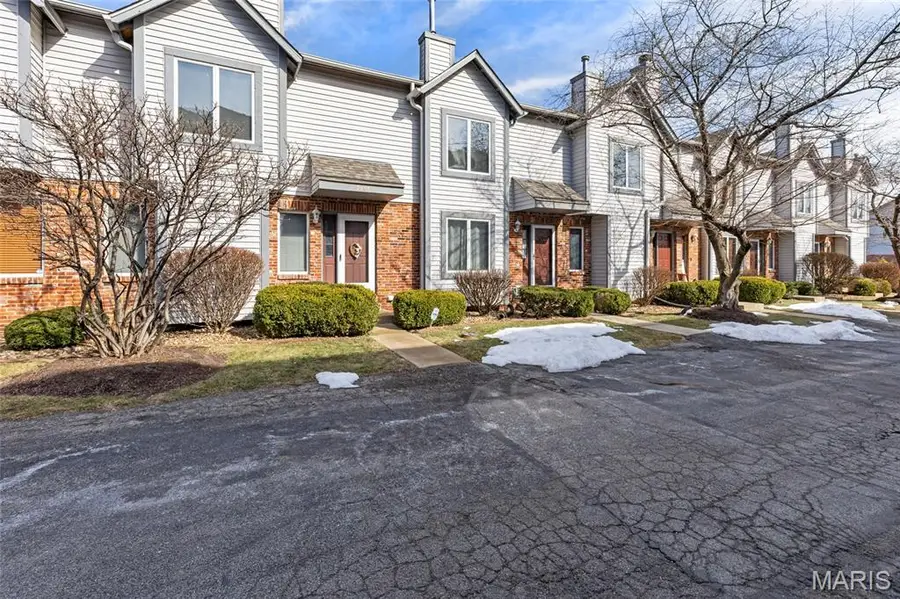 3405 Sherman Park Drive, Saint Charles, MO 63303 - Image #2