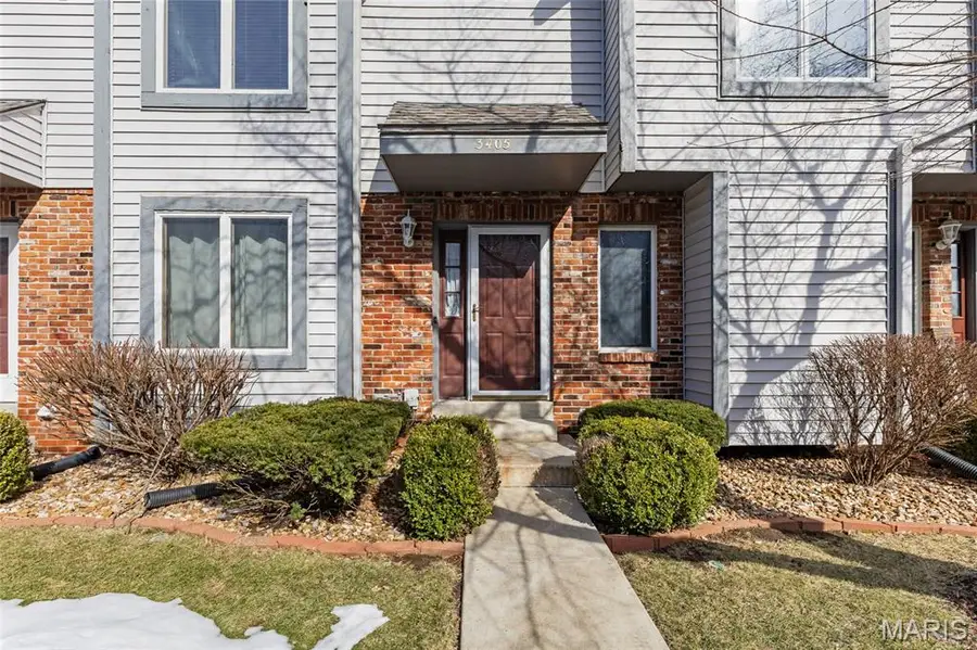 3405 Sherman Park Drive, Saint Charles, MO 63303 - Image #3