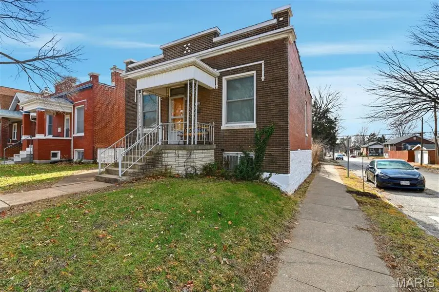 4372 Ellenwood Avenue, Saint Louis, MO 63116 - Image #3