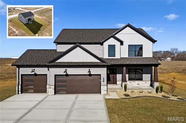 707 Bridgeway Drive, O'Fallon, IL 62269