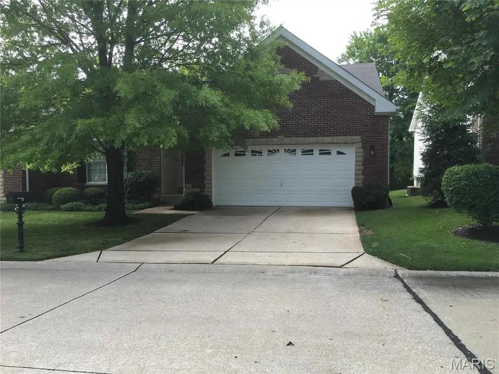 16 Bayswater Road, Saint Louis, MO 63128 - Image #1