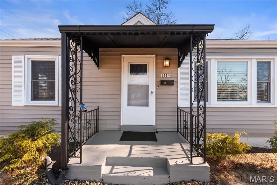 1914 Overland Drive, Saint Louis, MO 63114 - Image #3