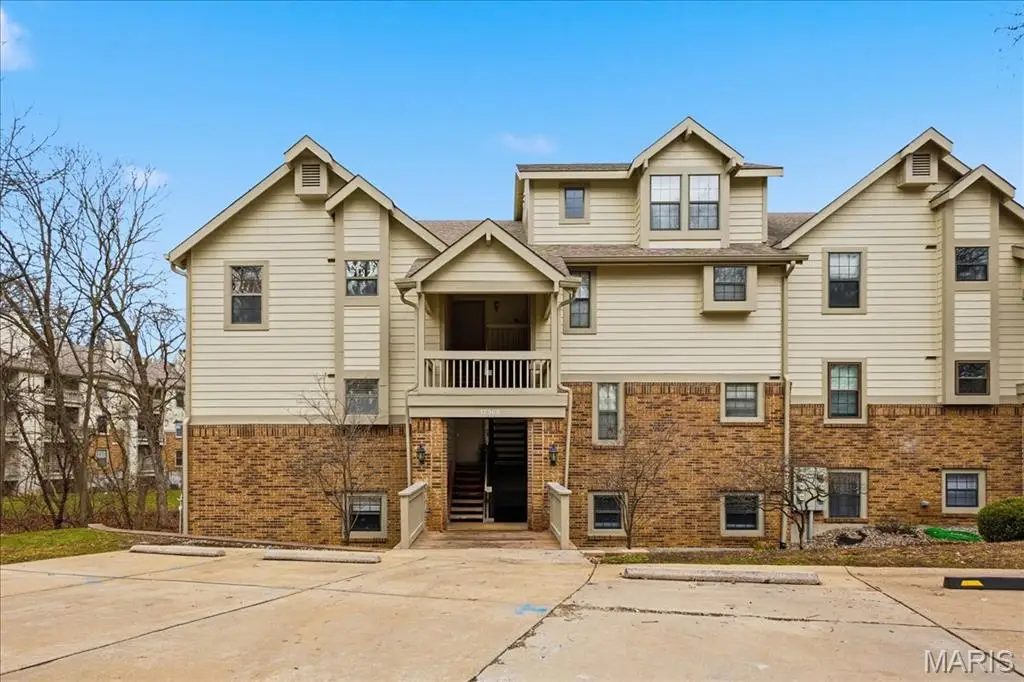 12966 Bryce Canyon Drive #B, Maryland Heights, MO 63043 - Image #1