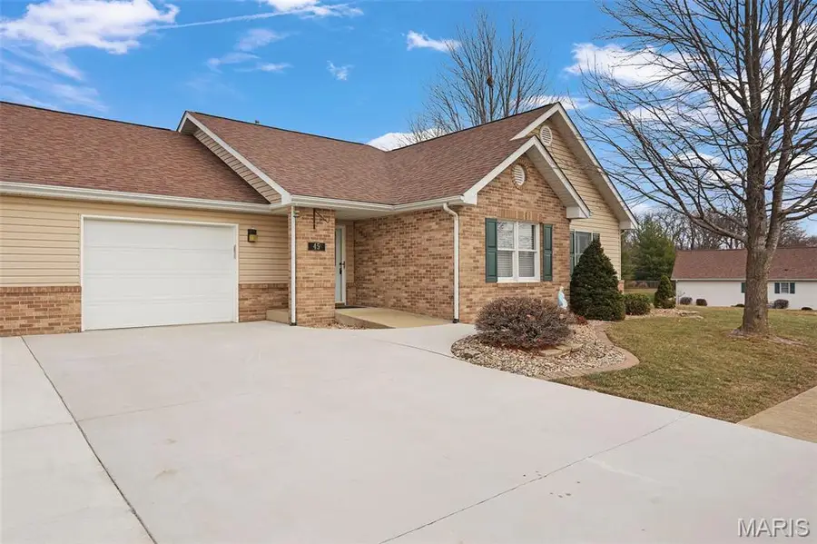 45 Faith Drive, Highland, IL 62249 - Image #3