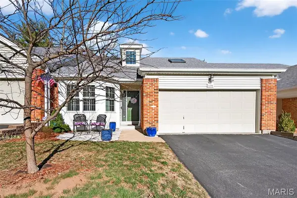 174 Baxter Heights Court, Manchester, MO 63011