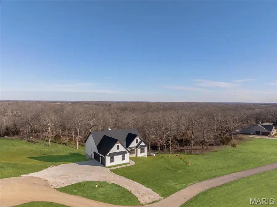 21 Saratoga Springs Drive, Silex, MO 63377 - Image #2