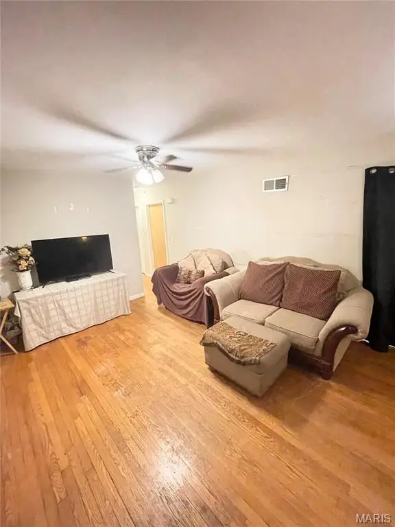 1601 Lakemoor Drive, Saint Louis, MO 63136 - #2