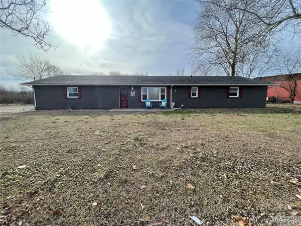 1704 State Highway Hh, Sikeston, MO 63801
