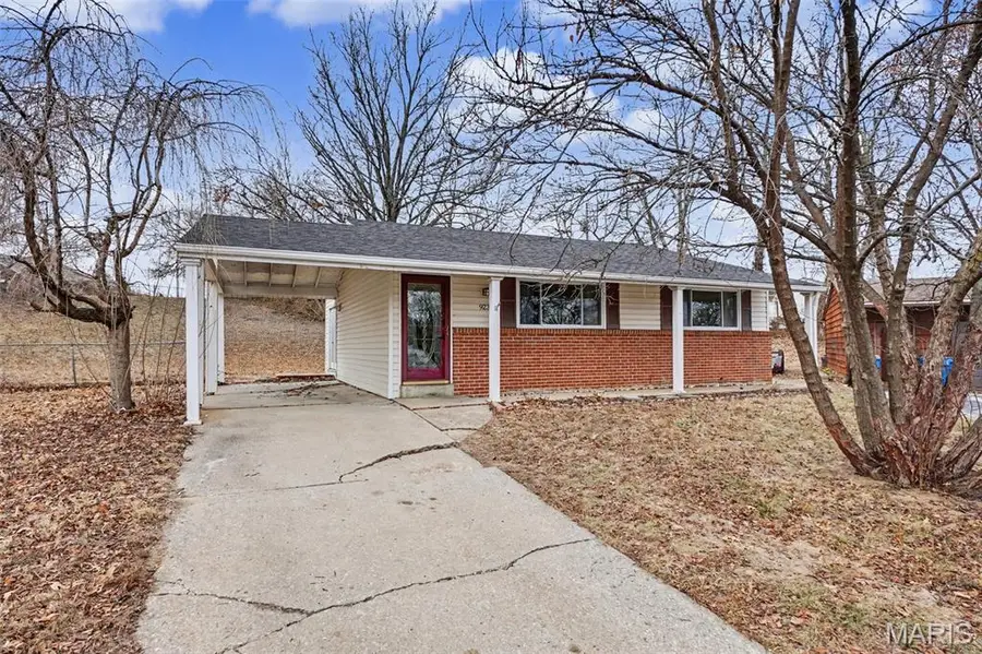 923 Joeard Lane, Saint Charles, MO 63301 - Image #2