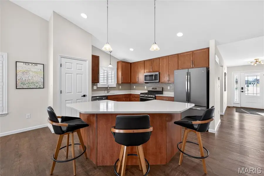 958 Crestwood Lane, Ofallon, MO 63366 - Image #3