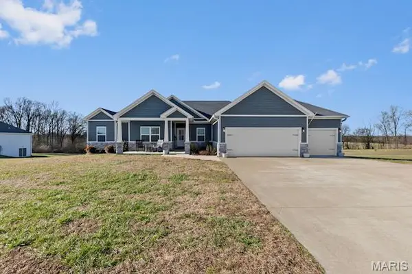 519 Lakeview Crossing, Cape Girardeau, MO 63701