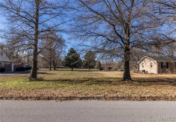 1009 Davis Blvd, Sikeston, MO 63801