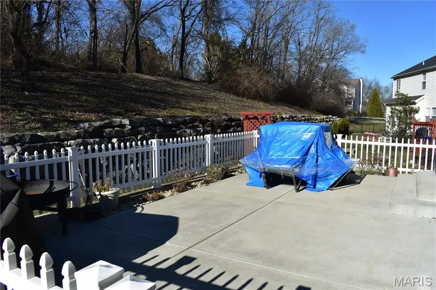 5909 Southcrest Way, Saint Louis, MO 63129 - Image #3