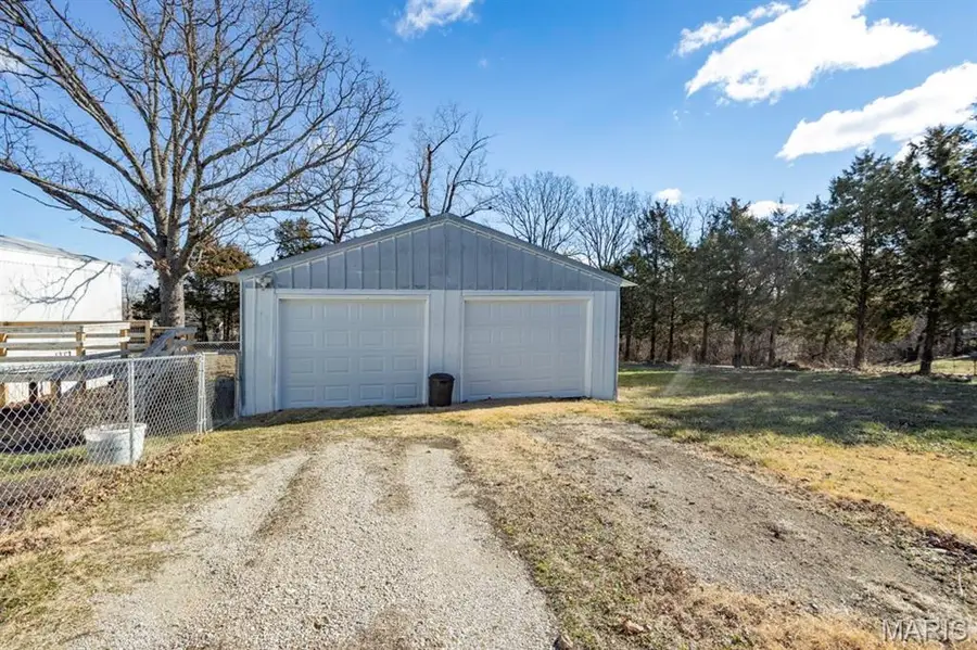 115 Foxworth Avenue, Saint Robert, MO 65584 - Image #3