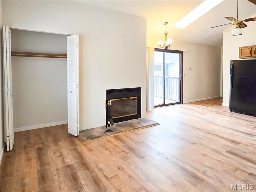 69 Peachtree Lane, Fairview Heights, IL 62208 - Image #2