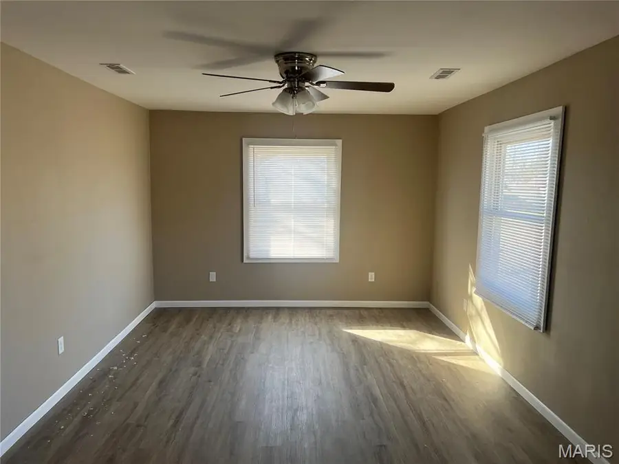 348 W 2nd Street, Lebanon, MO 65536 - Image #3