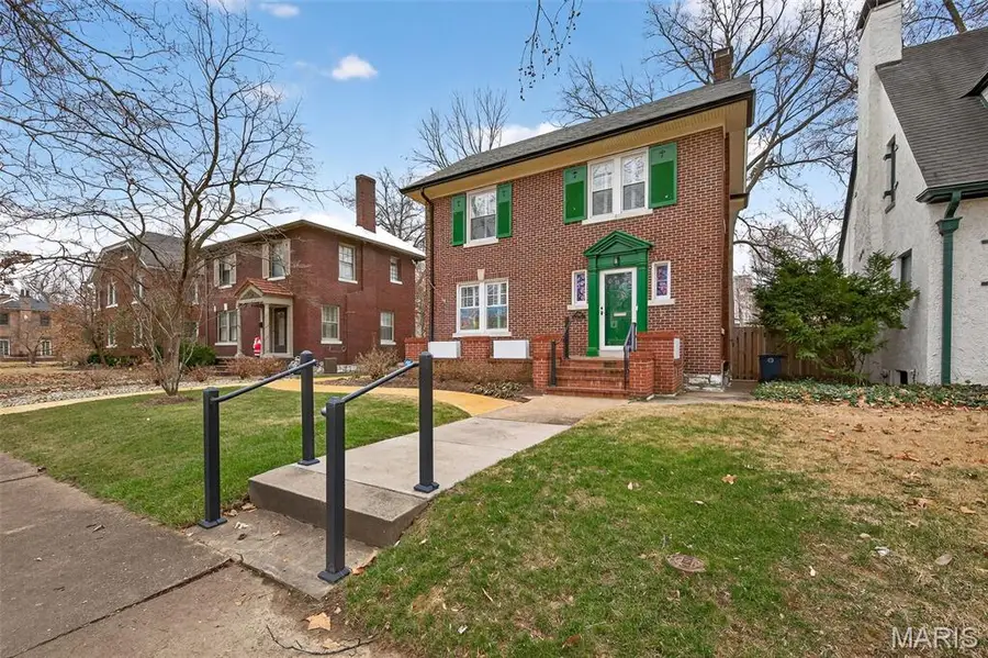 6810 Pershing Avenue, University City, MO 63130 - Image #2
