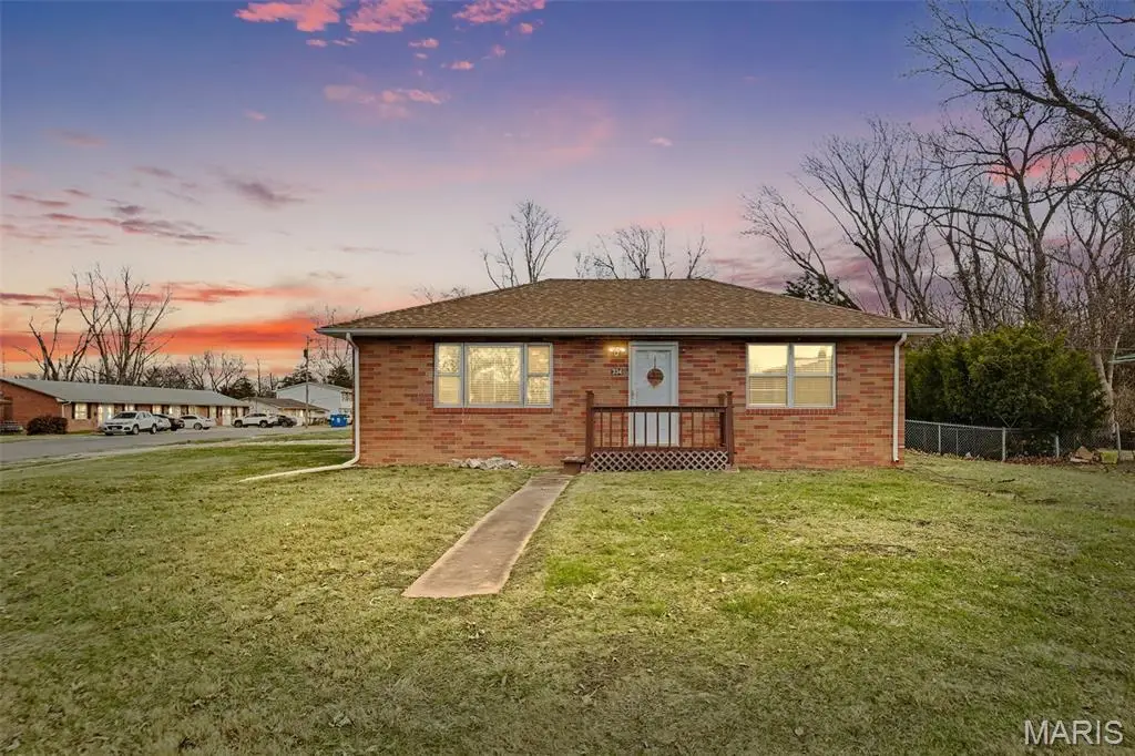 334 Silver Street, Bethalto, IL 62010 - Image #1