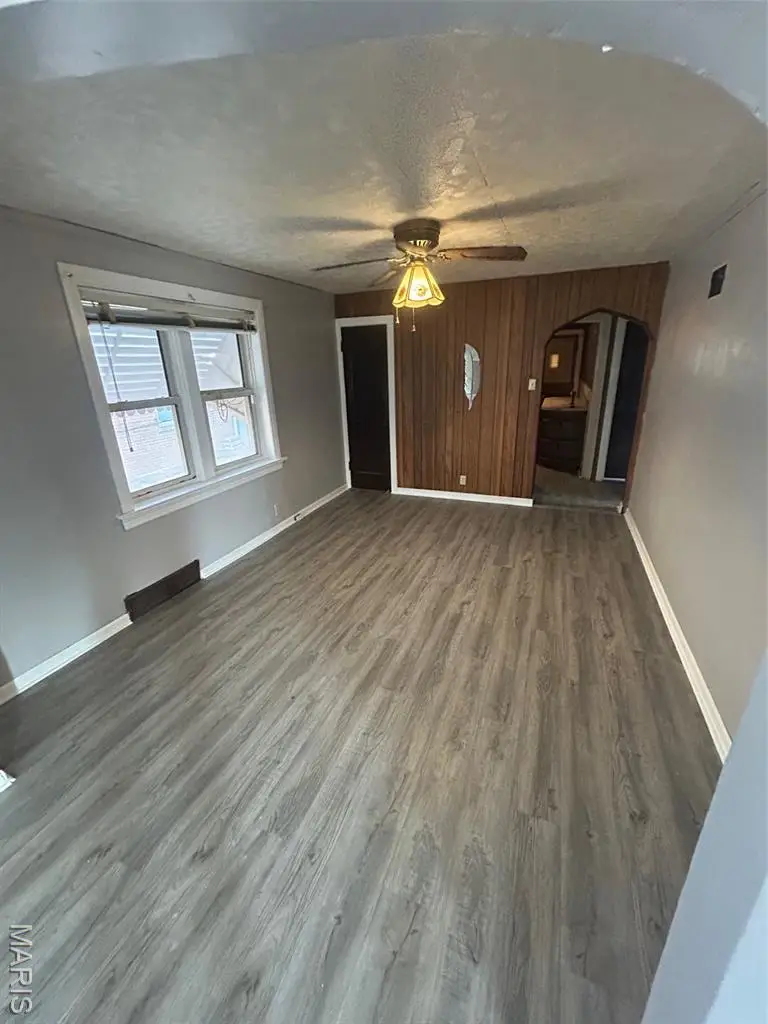 6915 Edison Avenue, Velda City, MO 63121 - Image #3