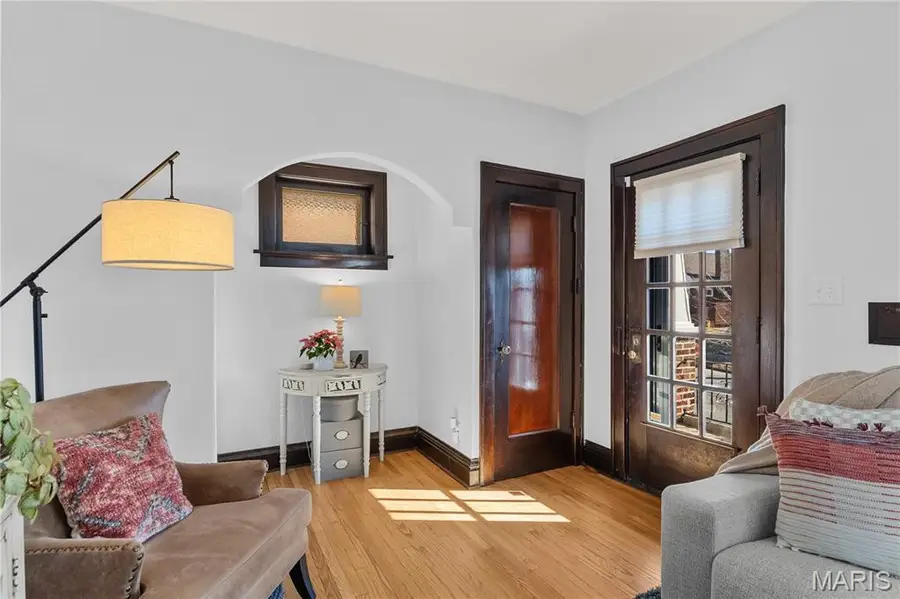 3229 Childress Avenue, Saint Louis, MO 63139 - Image #2