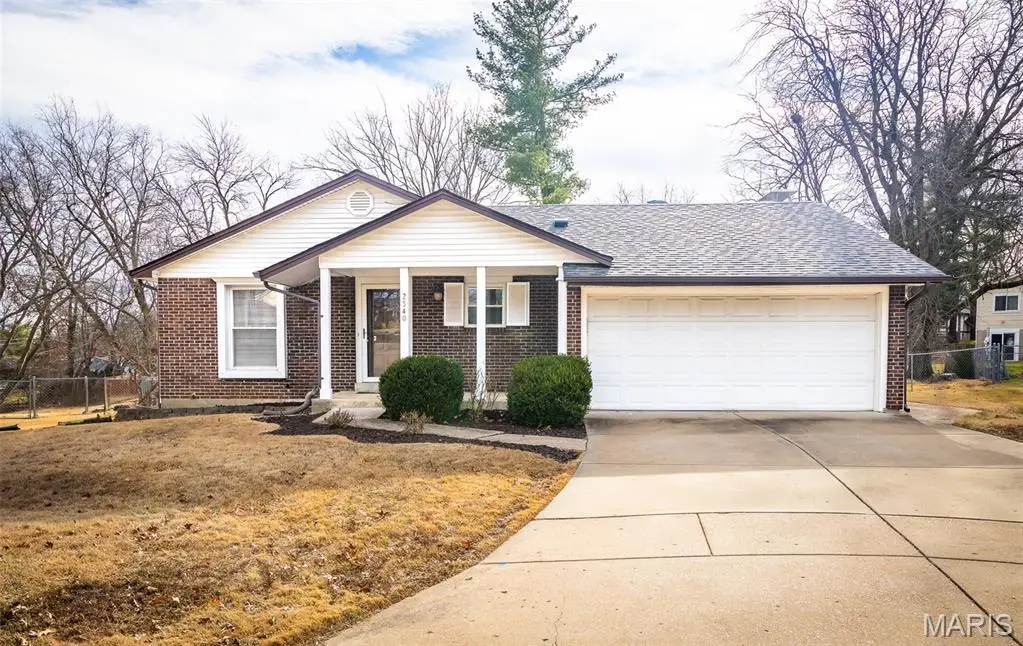 2340 Charter Wood Court, Maryland Heights, MO 63043 - Image #1