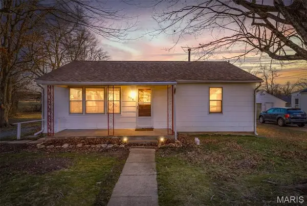 536 Pine Street, Farmington, MO 63640